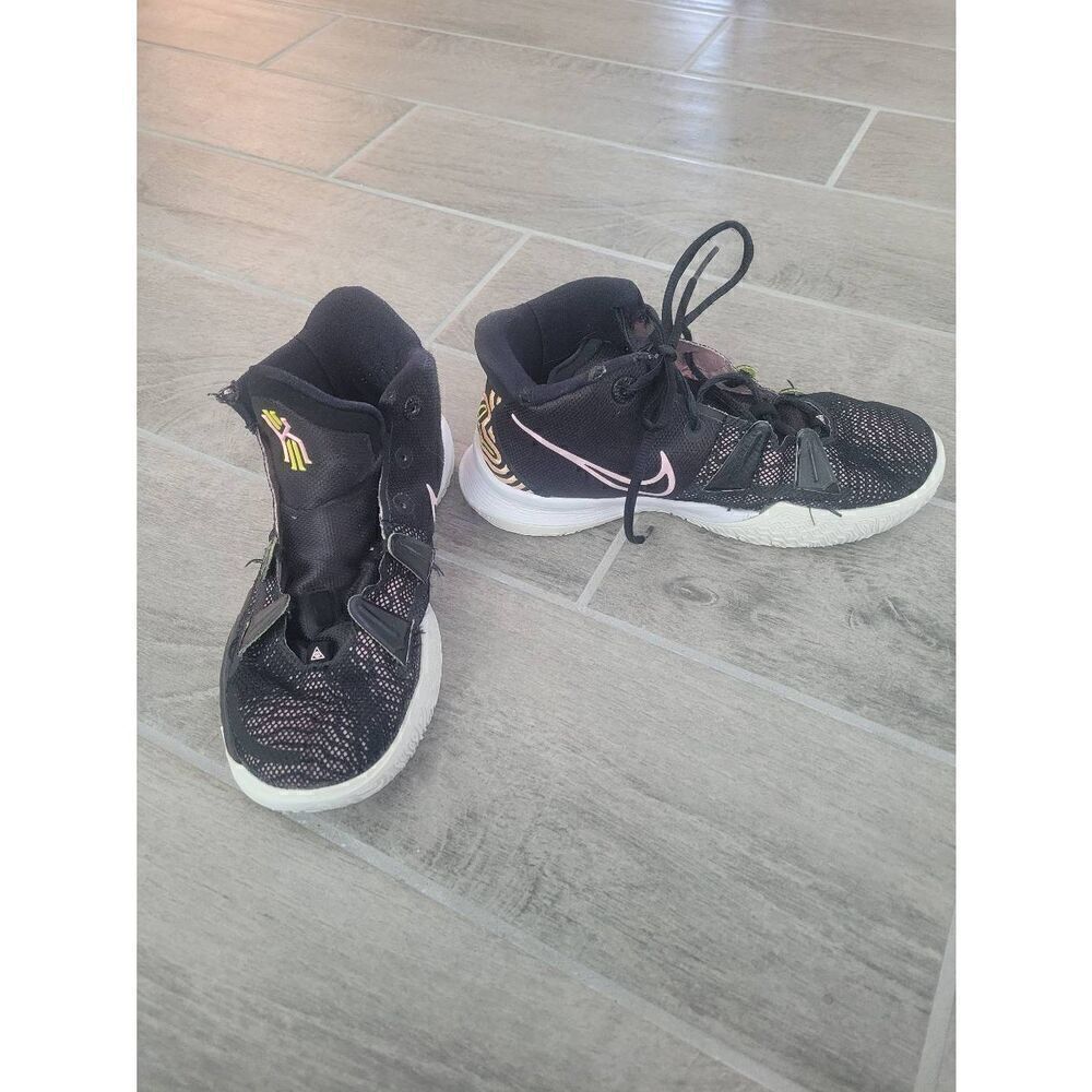 Nike Kyrie Ripple Effect Youth Size‎ 5.5
